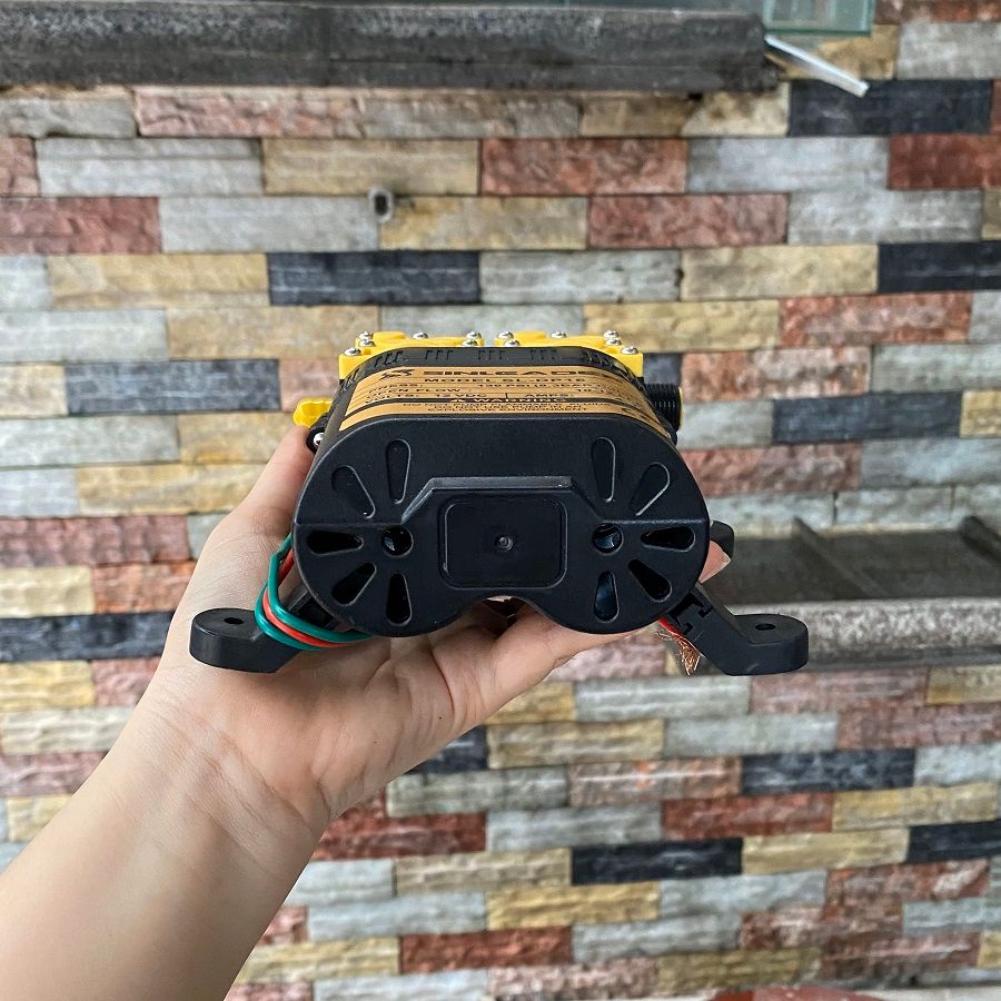Máy bơm nước đôi mini 12v áp lực cao Sinleader 96W