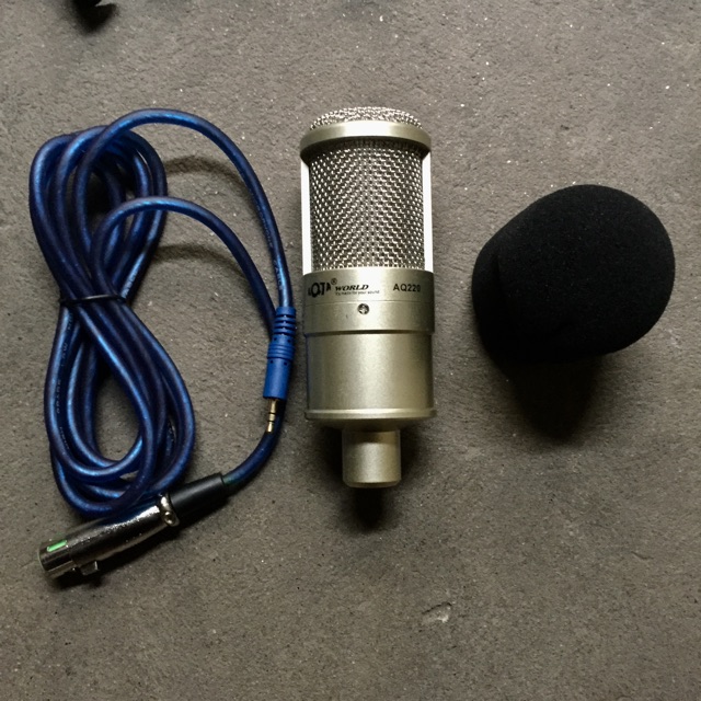 Bộ mic thu âm livestream AQTA 220 với Soundcard V11