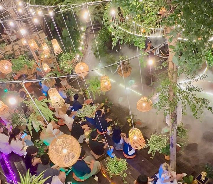 Cách Hạ Nhiệt Nhà Xưởng, Quán Cafe Hiệu Quả Với Máy Phun Sương Siêu Âm Vinacool