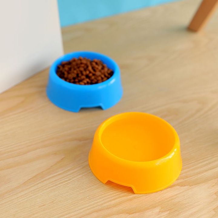 Dụng cụ đựng thức ăn cho thú cưng bằng nhựa