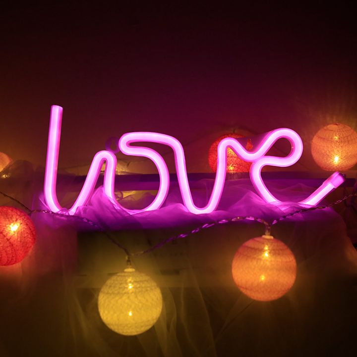 Đèn LED Chữ LOVE