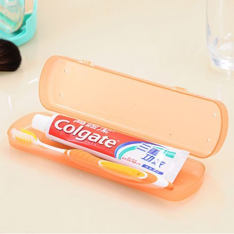 Hộp nhựa đựng bàn chải và kem đánh răng