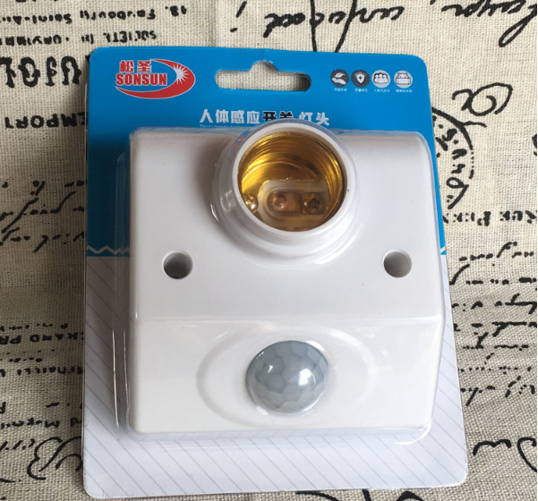 Đuôi đèn cảm biến 