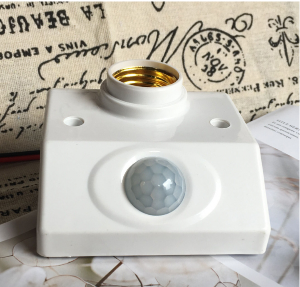 Đuôi đèn cảm biến 