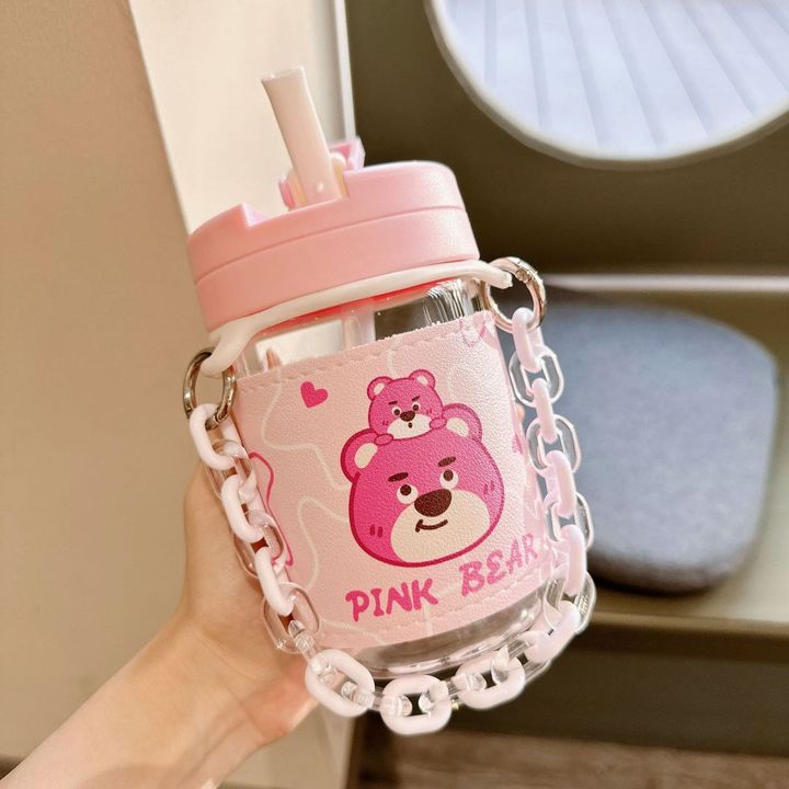 Bình nước Gấu Lotso gấu dâu bọc da và dây xích đeo 400ml