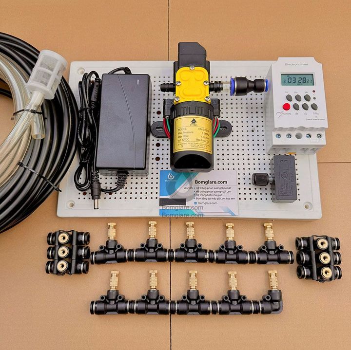 Hệ thống bộ phun sương tự động 5 béc bơm OM1521 + Timer hẹn giờ