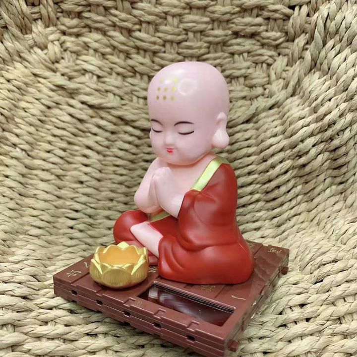 Tượng La Hán Gật Gù
