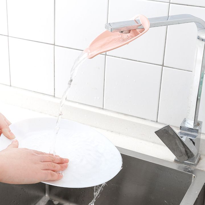 Dụng cụ mở rộng vòi nước giúp bé rửa tay 14.5x10cm