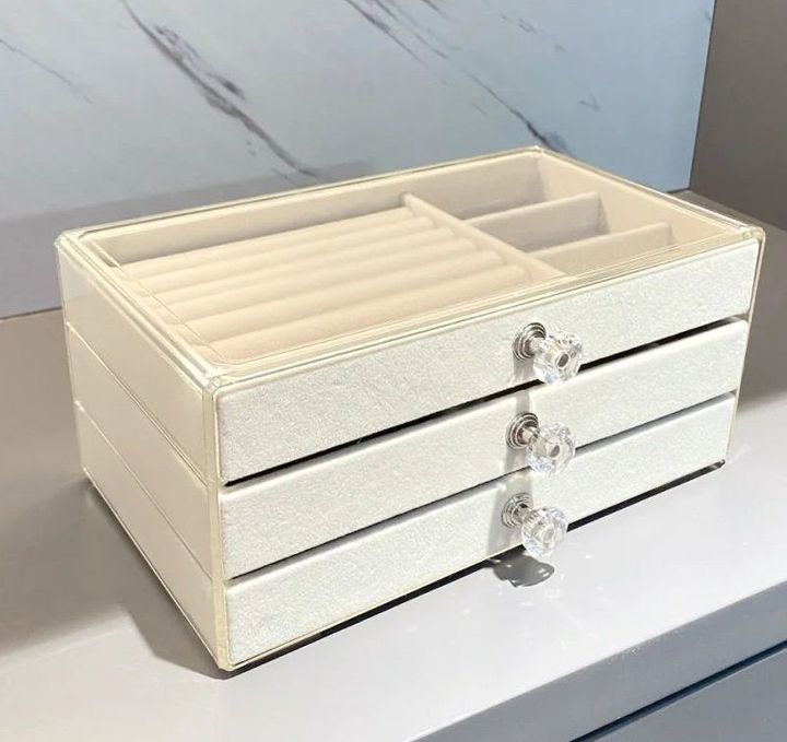 Kệ đựng trang sức phụ kiện 3 tầng hộp để bông tai đồng hồ sang trọng