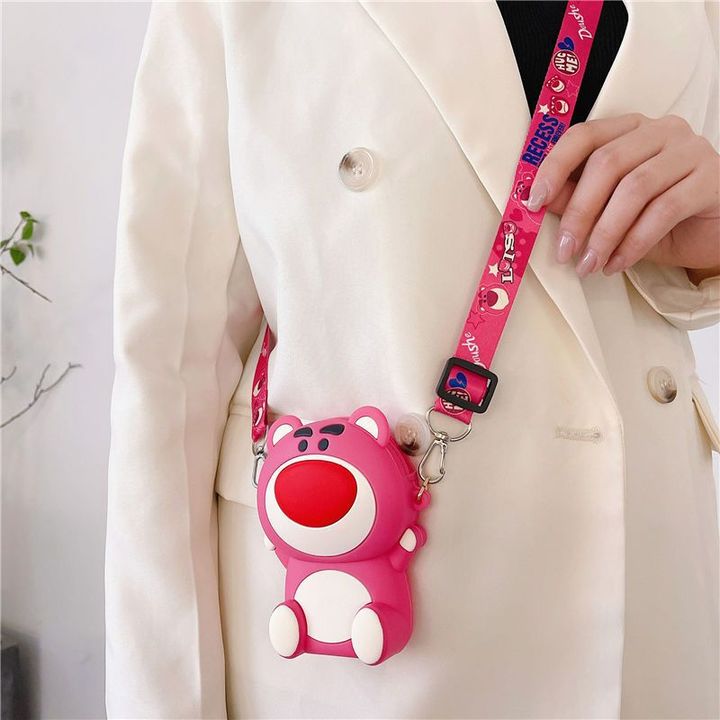 Túi đeo chéo Silicon hình gấu hồng Lotso