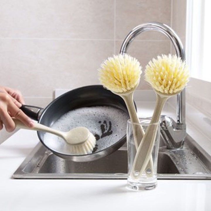 Bàn chải cọ rửa chén, đĩa, xoong, nồi, chảo - cọ rửa nhà bếp có tay cầm dài bằng nhựa lúa mạch (MS1)